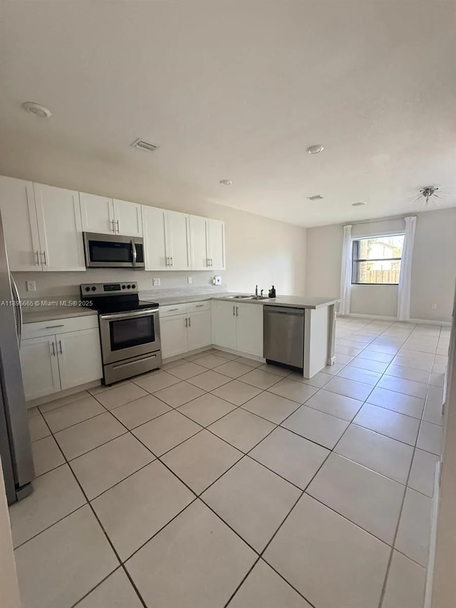 12715 SW 230th Ter, Miami, FL 33170 photo 8