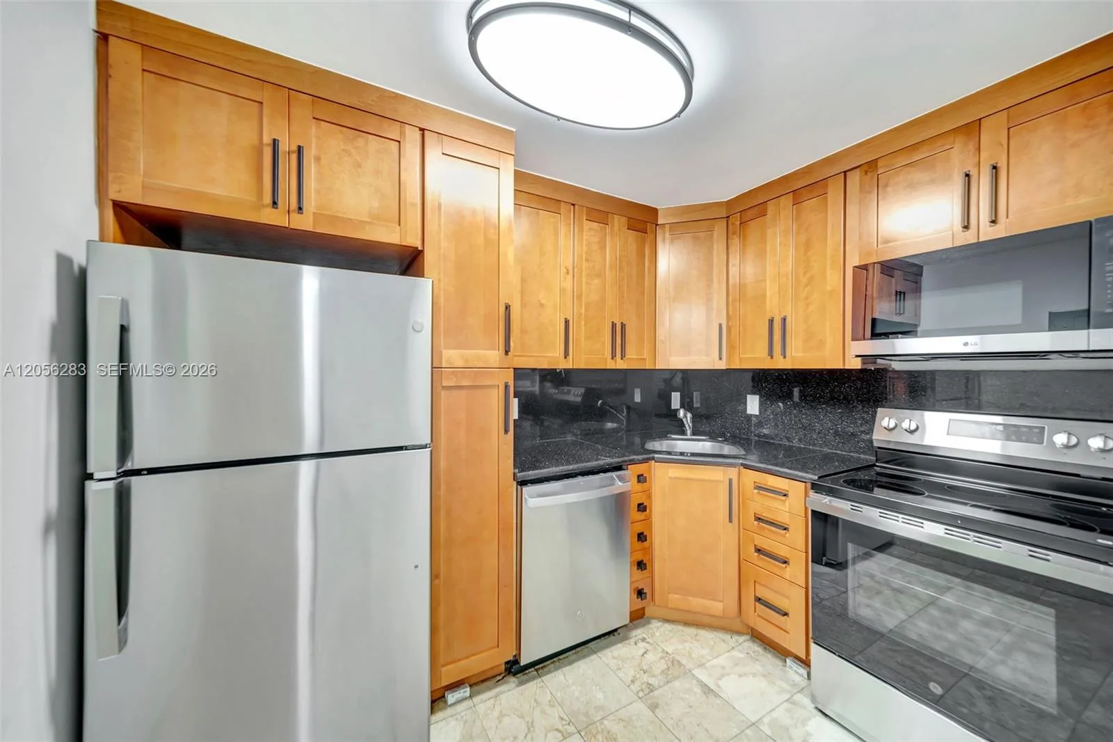 1900 Meridian Ave # 303, Miami Beach, FL 33139 photo 2
