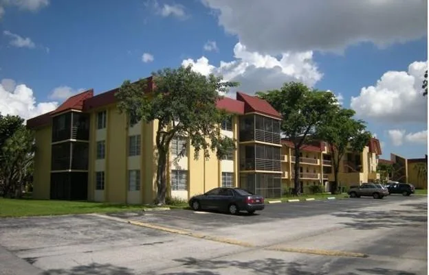 3490 Foxcroft Road # 317, Miramar, FL 33025