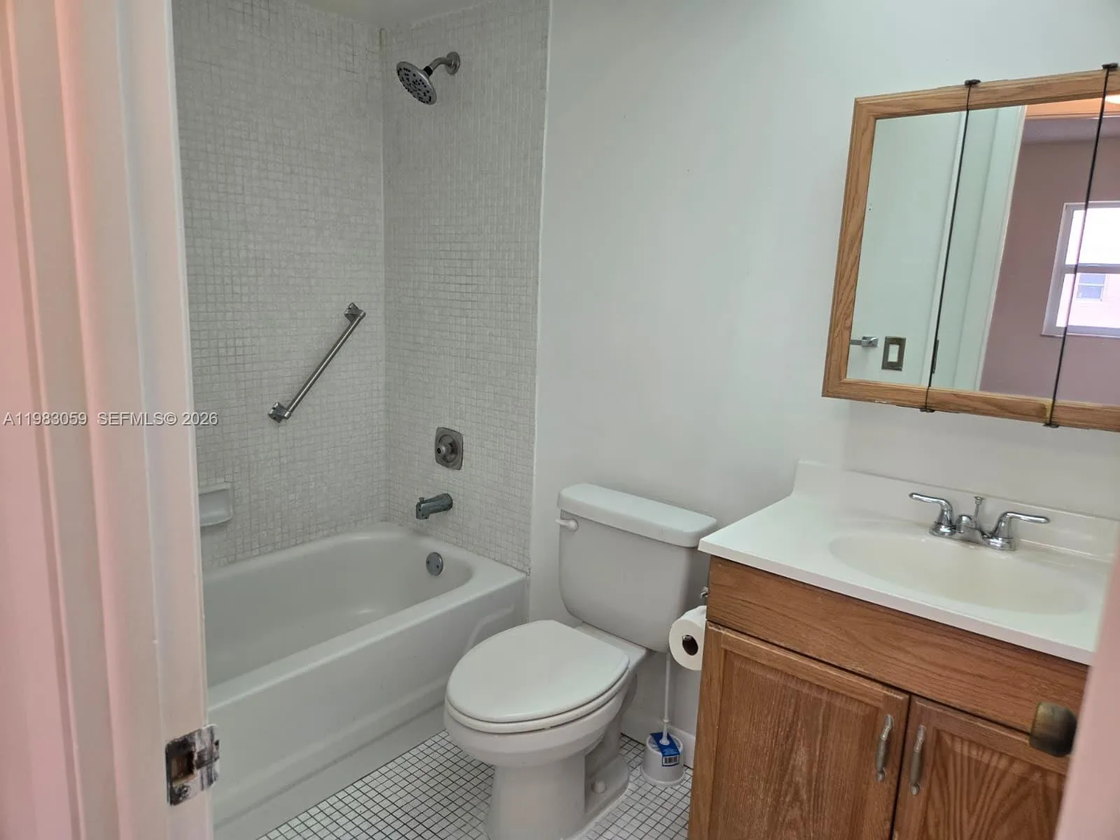 9261 Sunrise Lakes Blvd # 201, Sunrise, FL 33322 photo 9