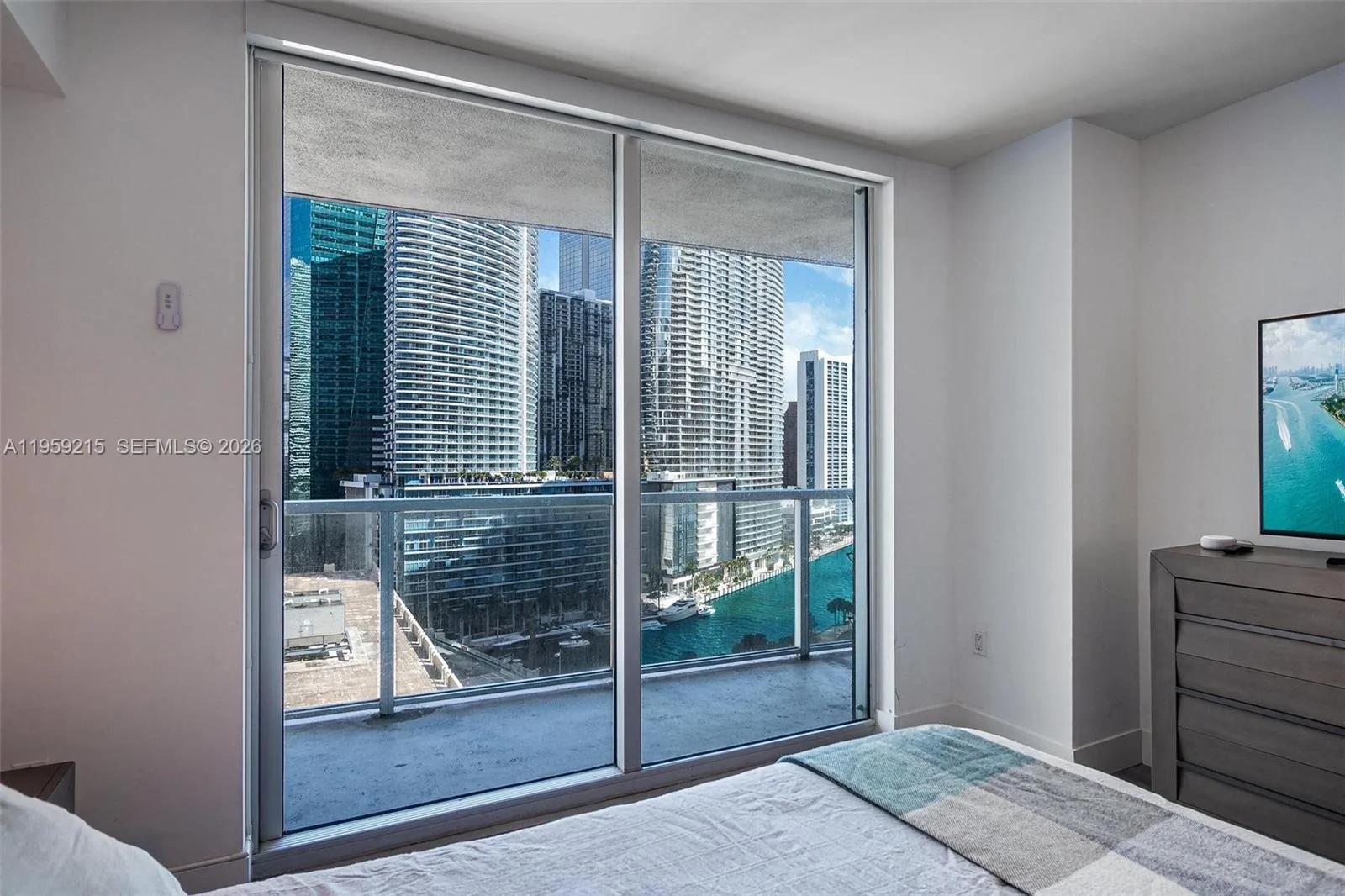 500 Brickell Ave # 1903, Miami, FL 33131 photo 10