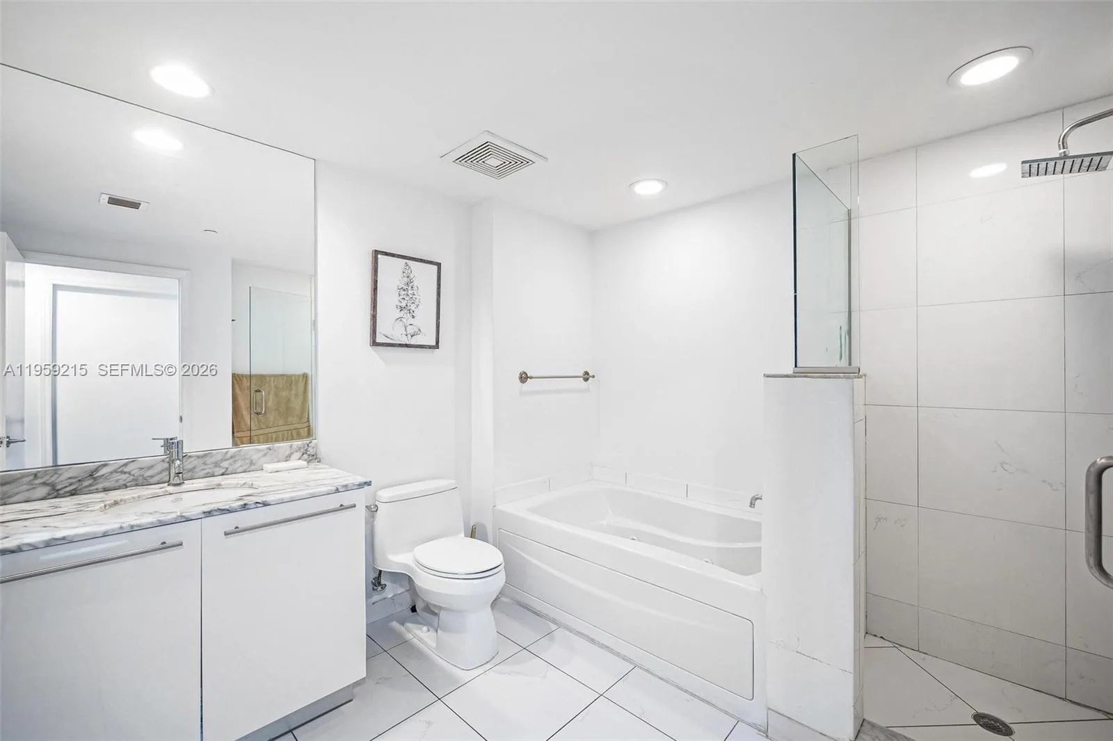 500 Brickell Ave # 1903, Miami, FL 33131 photo 11