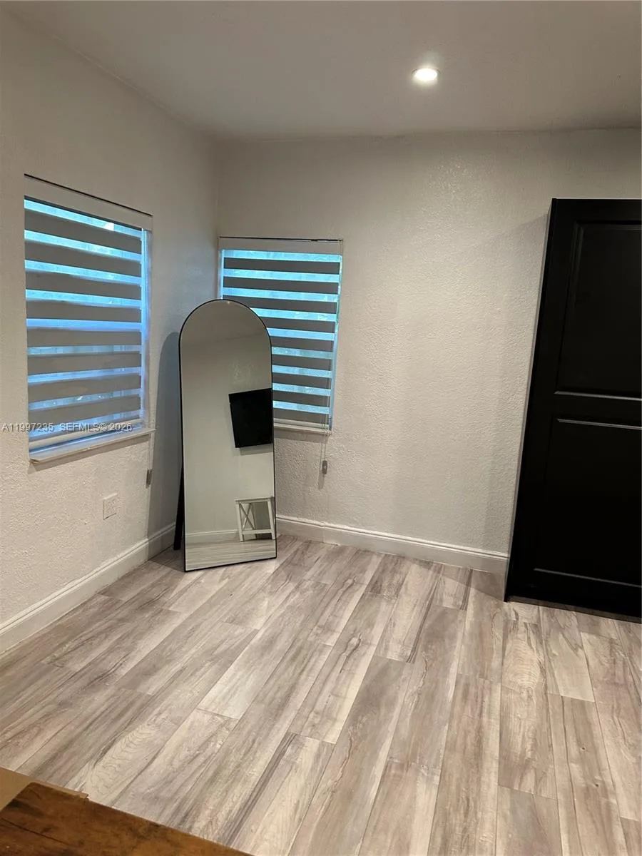 8401 Crespi Blvd # 3, Miami Beach, FL 33141 photo 5