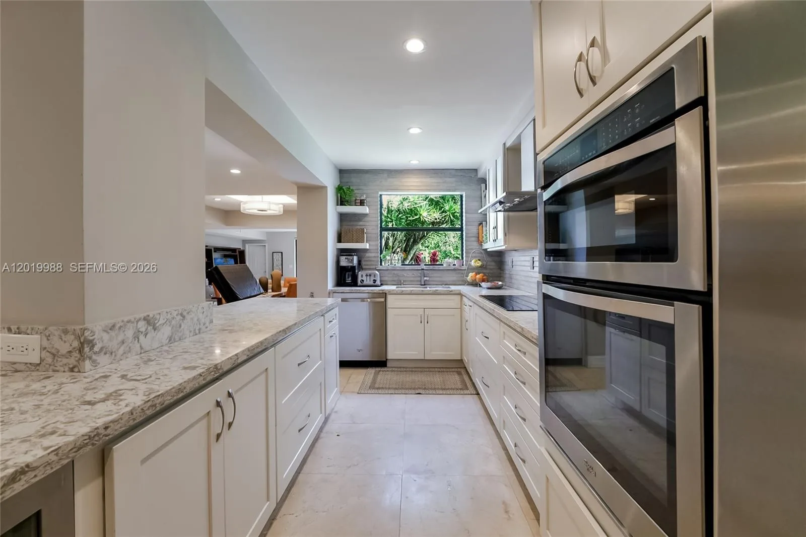 321 Poinciana Dr # 901, Sunny Isles Beach, FL 33160