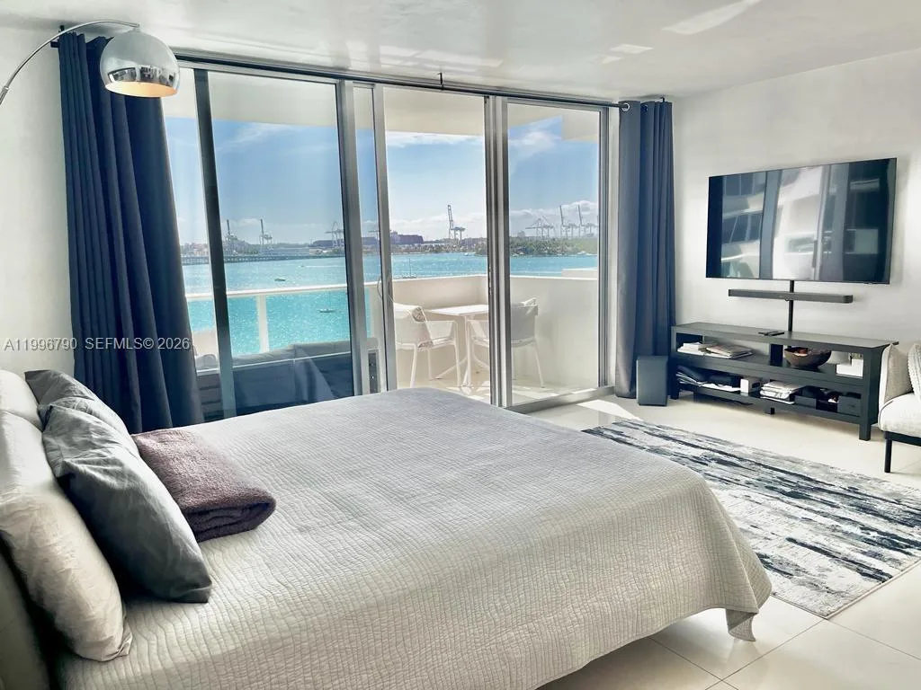 1200 West Ave # 928, Miami Beach, FL 33139 photo 2