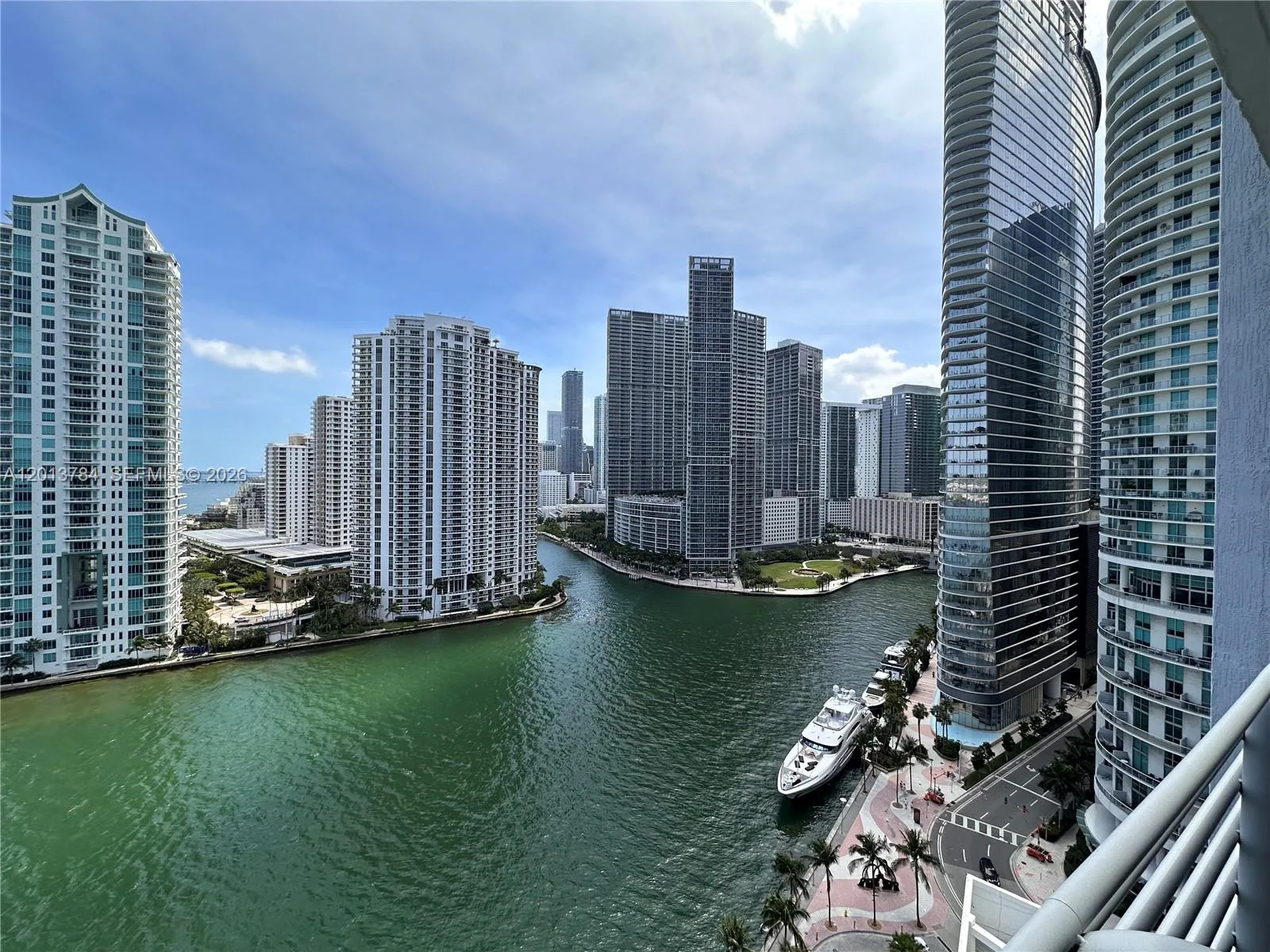 325 S Biscayne Blvd # 2215, Miami, FL 33131 photo 7