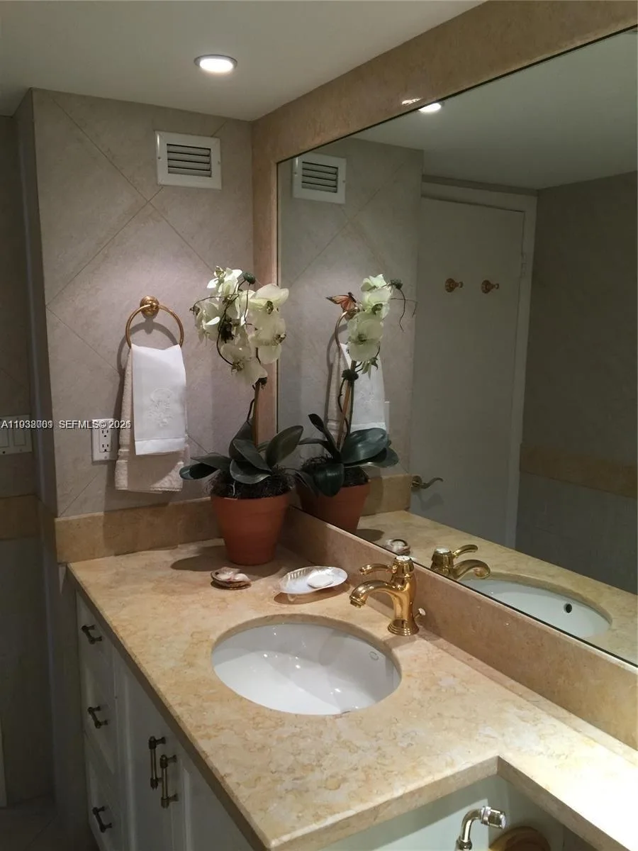 1121 Crandon Blvd # F1107, Key Biscayne, FL 33149 photo 9