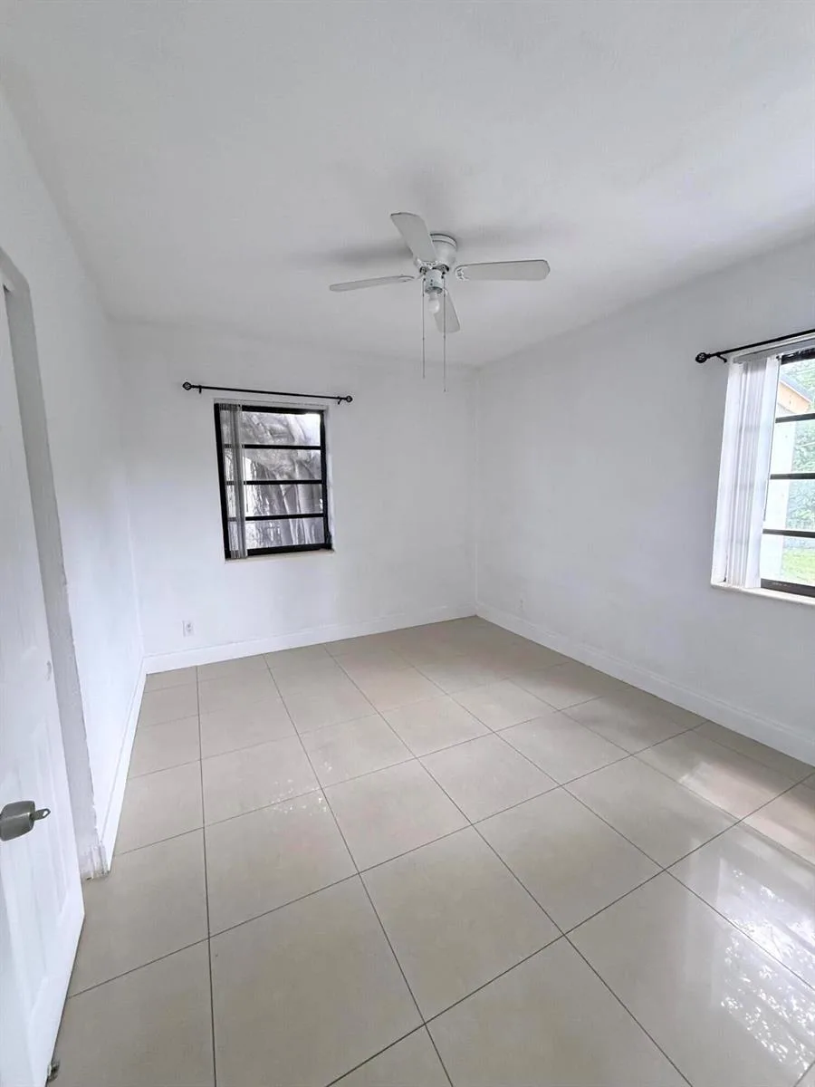 16100 NE 10th Avenue, North Miami Beach, FL 33162 photo 12