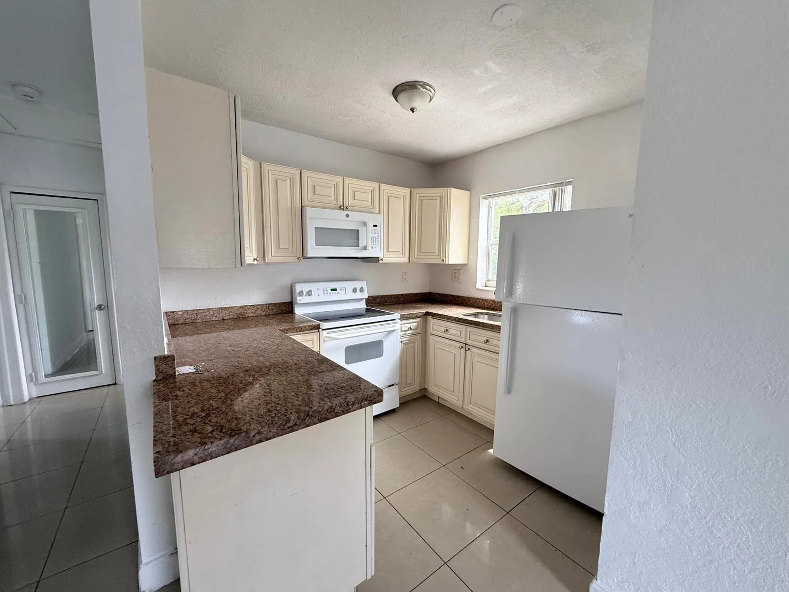 16100 NE 10th Avenue, North Miami Beach, FL 33162 photo 7