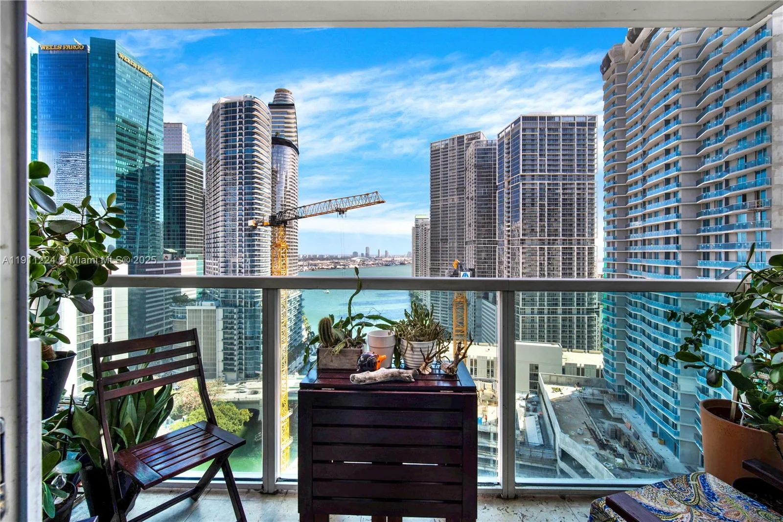 31 SE 5th St # 2910, Miami, FL 33131 photo 11