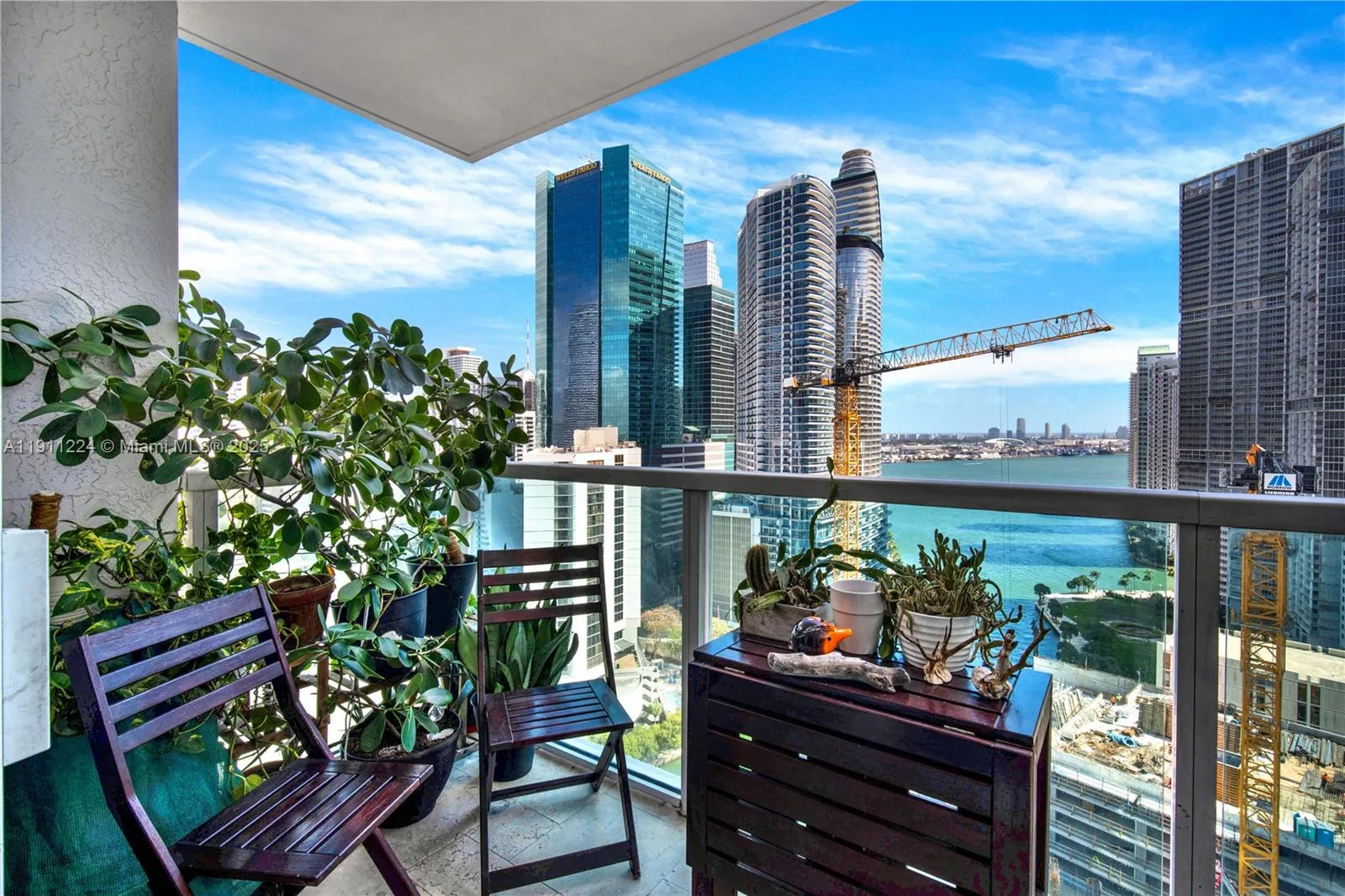 31 SE 5th St # 2910, Miami, FL 33131 photo 12