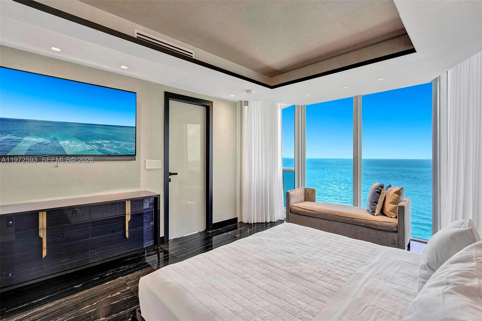 17555 Collins Ave # 2107, Sunny Isles Beach, FL 33160 photo 2