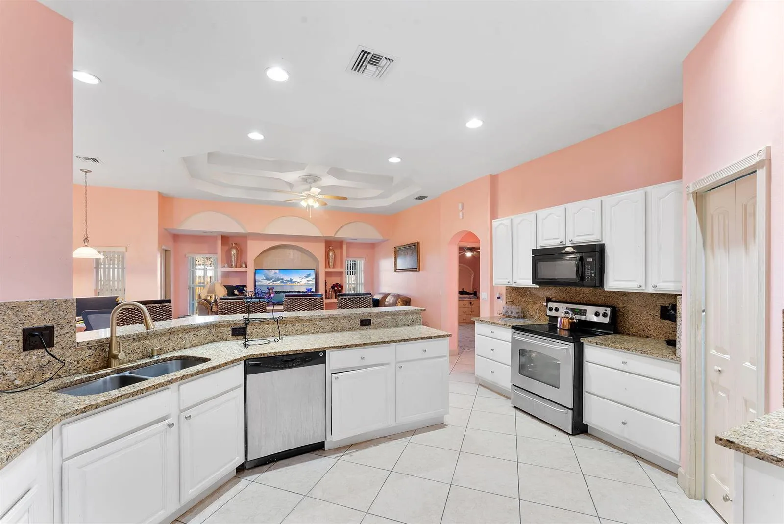 534 SW Halifax Avenue, Port St. Lucie, FL 34953 — zdjęcie 3