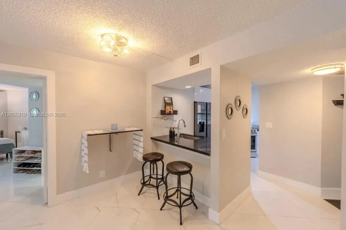 10451 W Broward Blvd # 201, Plantation, FL 33324 photo 5