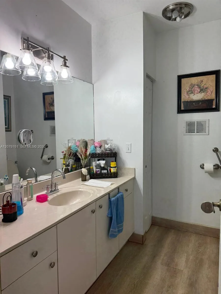 2650 NE 3rd Dr # 104, Homestead, FL 33033 photo 10