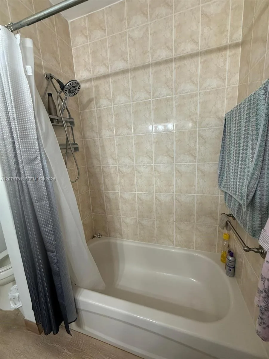 2650 NE 3rd Dr # 104, Homestead, FL 33033 photo 11