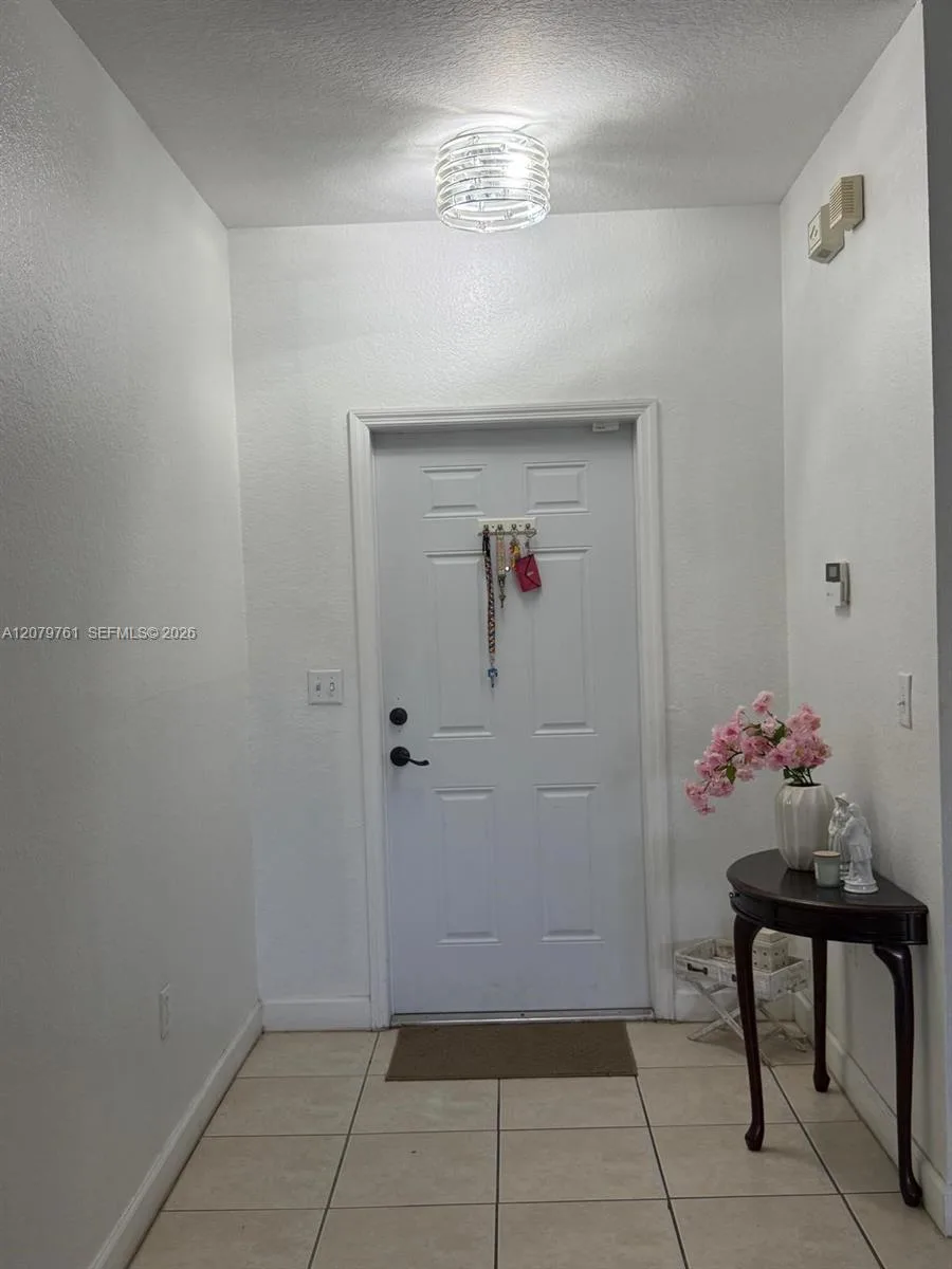 2650 NE 3rd Dr # 104, Homestead, FL 33033 — zdjęcie 3