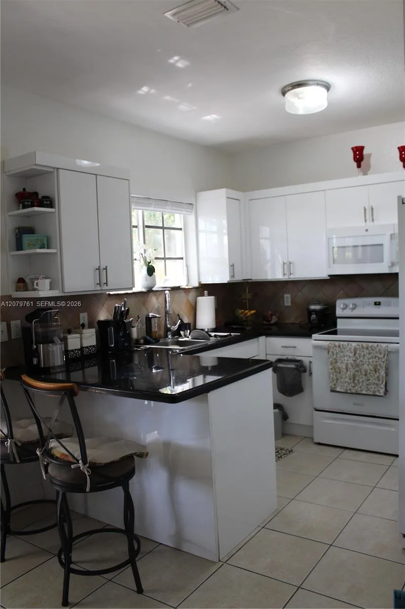 2650 NE 3rd Dr # 104, Homestead, FL 33033 photo 7