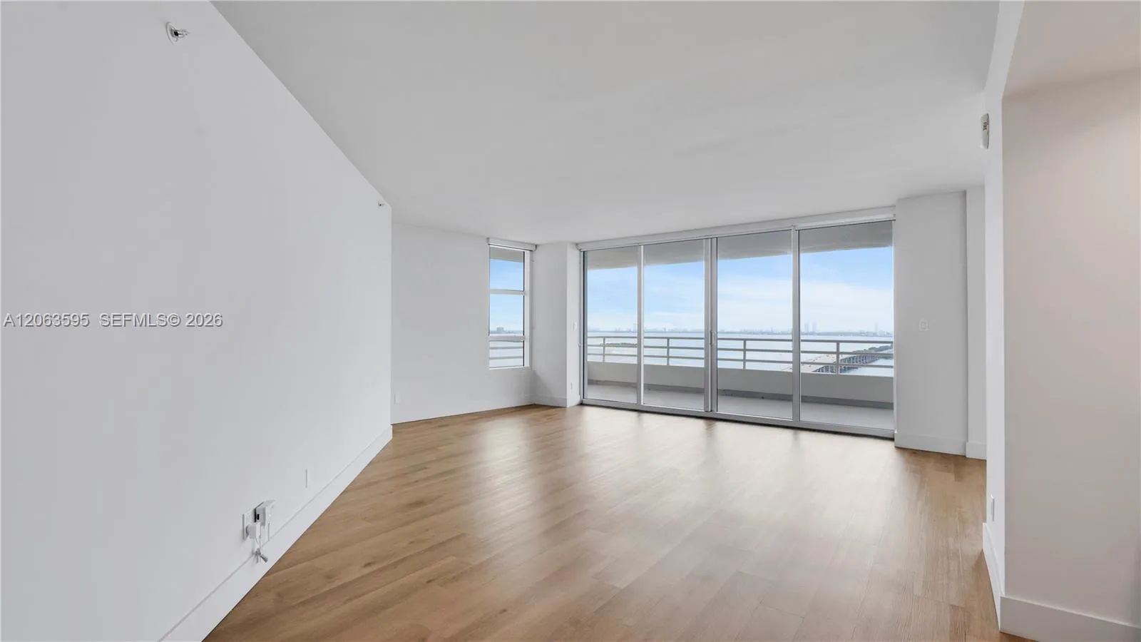 555 NE 34th St # 1801, Miami, FL 33137 photo 5