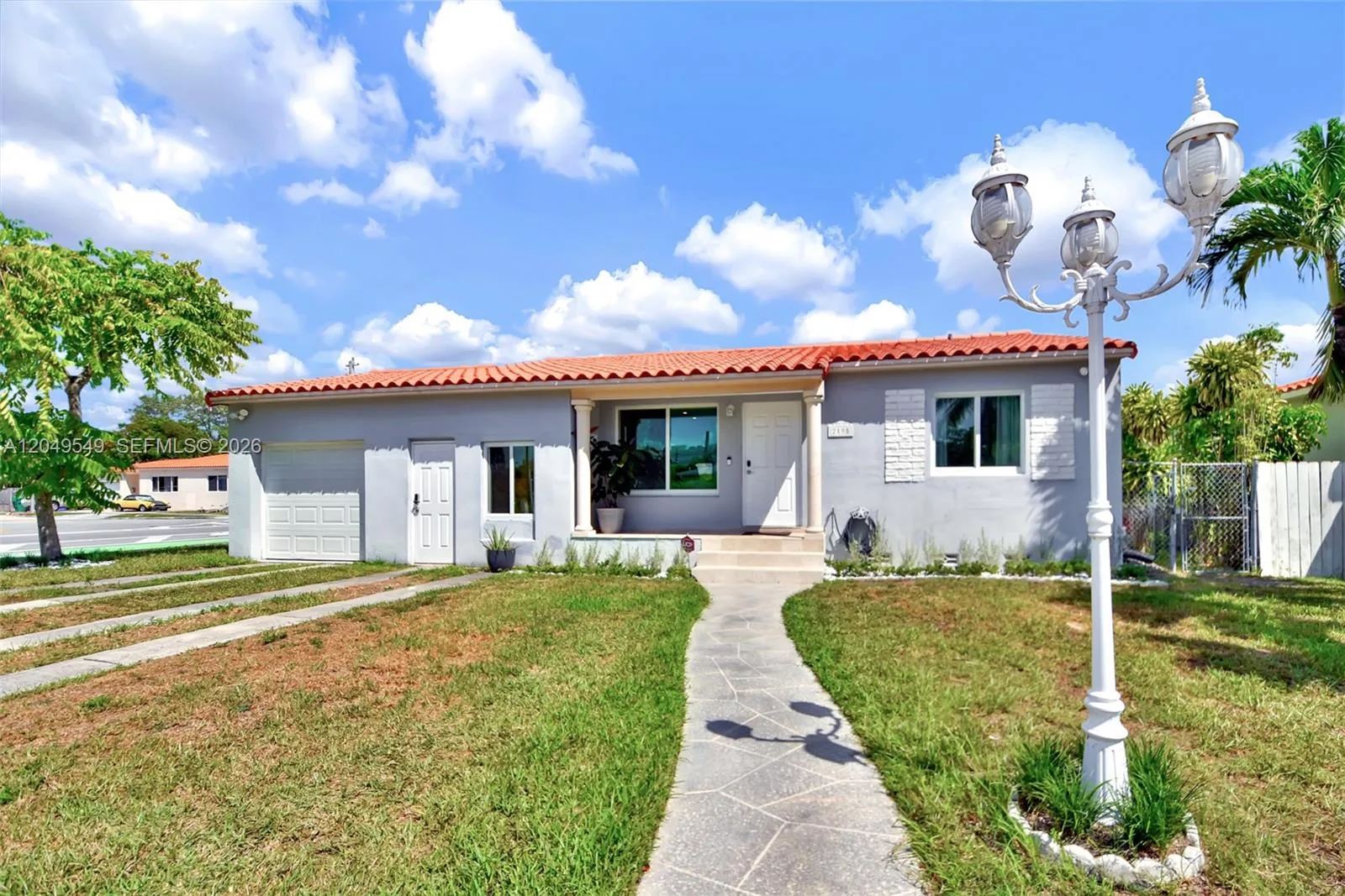 2195 SW 25th Ter, Miami, FL 33133 photo 3