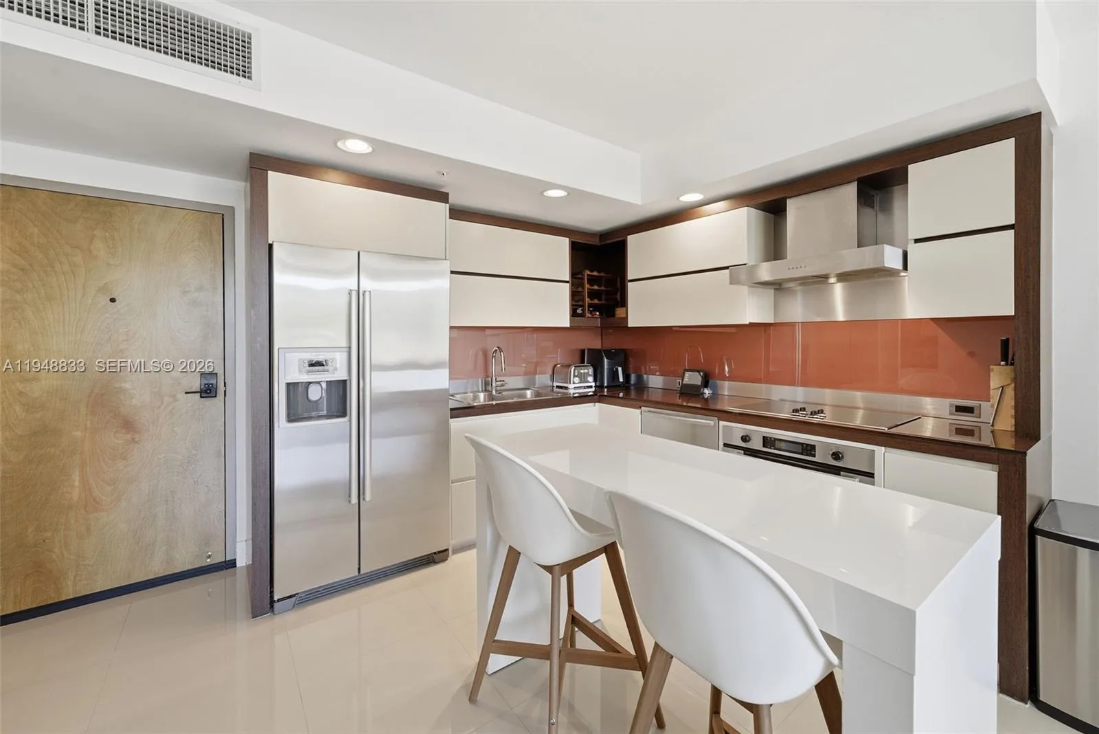 2155 Washington Ct # 303, Miami Beach, FL 33139 photo 9