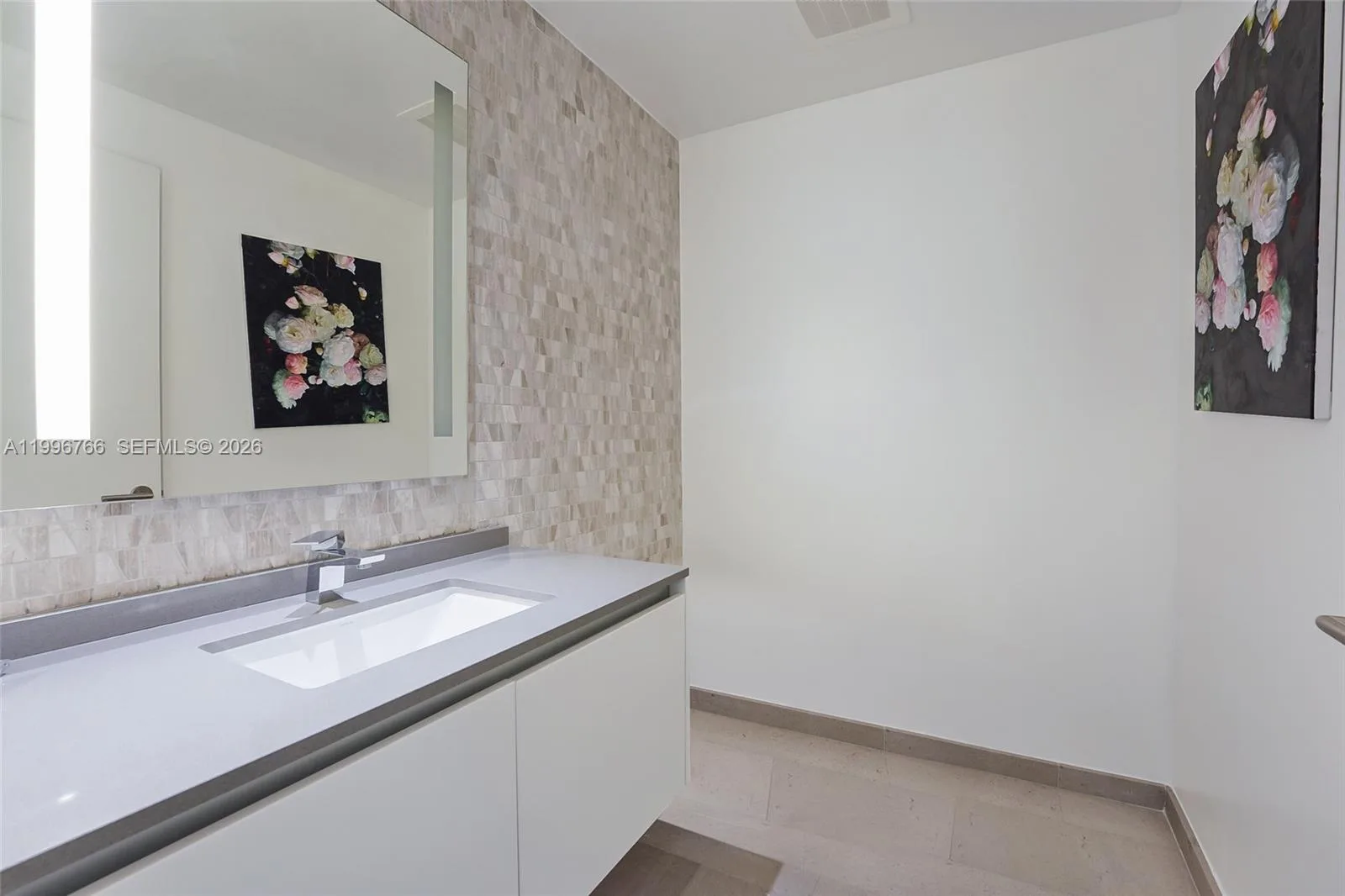 68 SE 6th St # 2104, Miami, FL 33131 photo 8