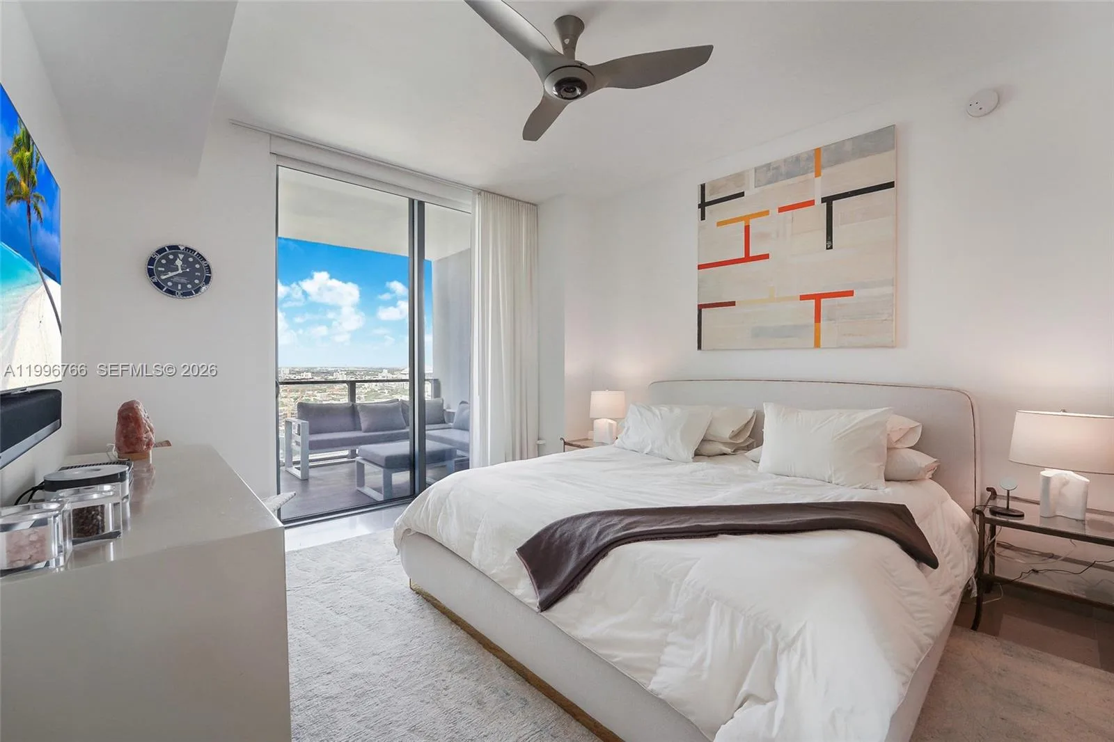 68 SE 6th St # 2104, Miami, FL 33131 photo 9