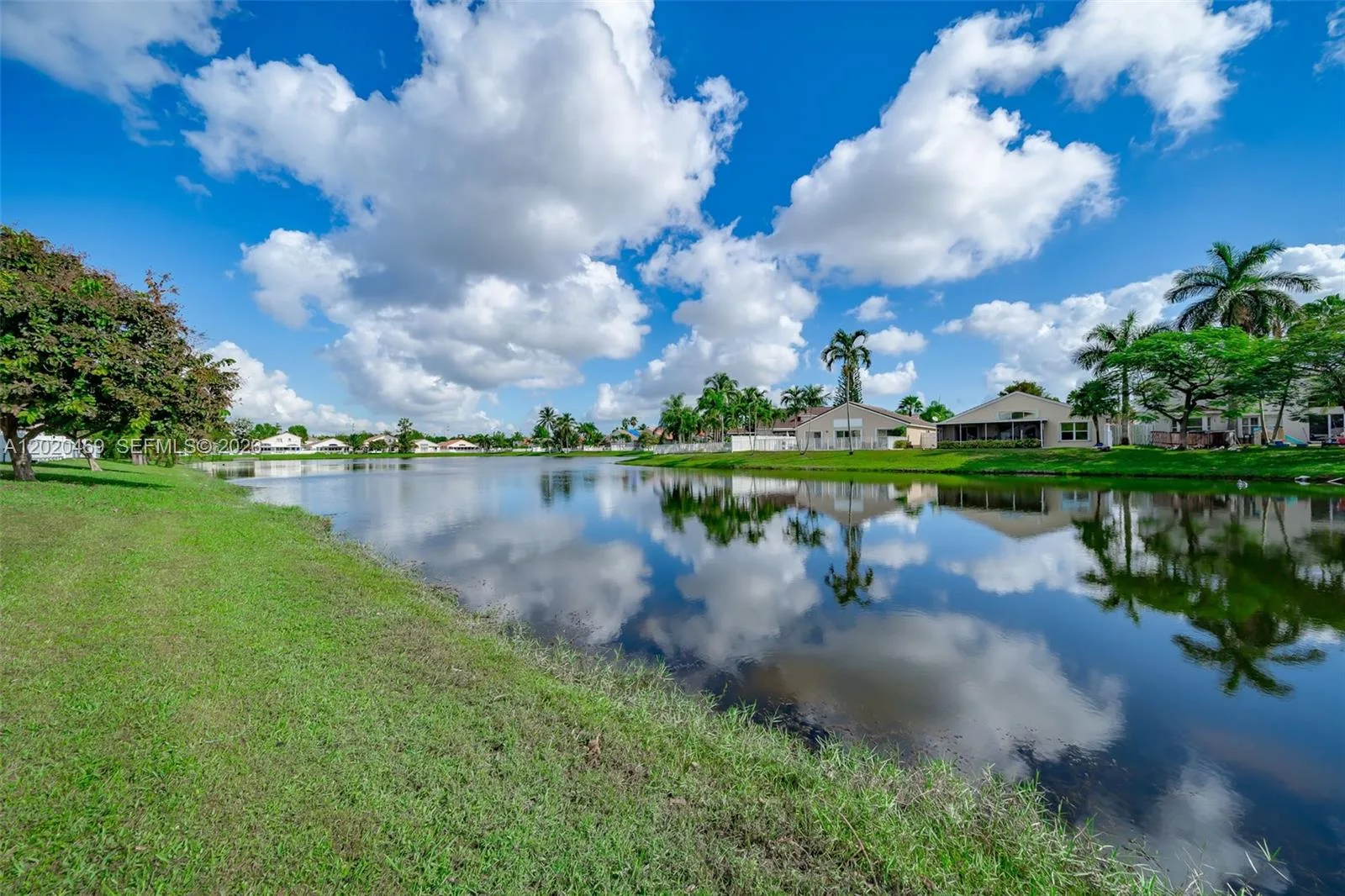 5032 SW 34th Ter, Hollywood, FL 33312