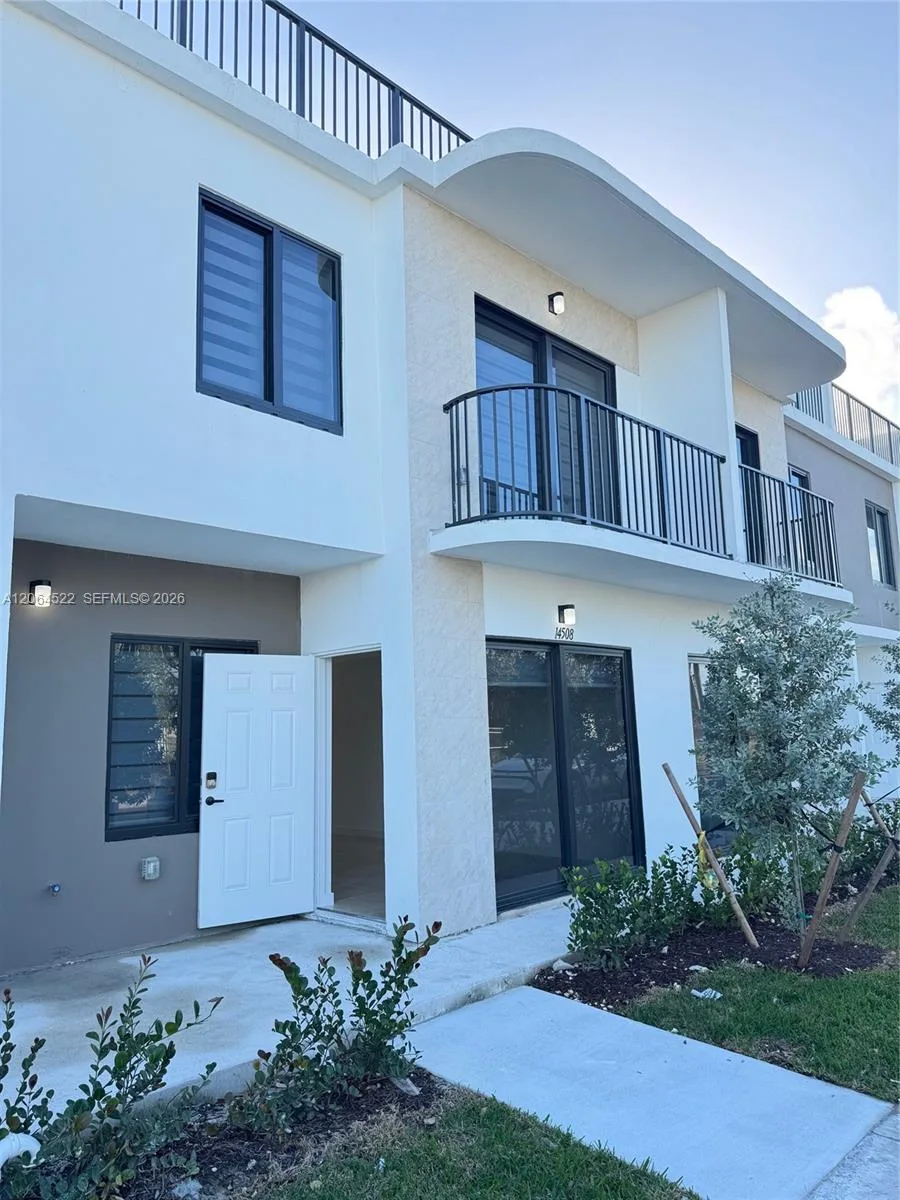 14506 SW 260th St # 14506, Homestead, FL 33032 photo 2