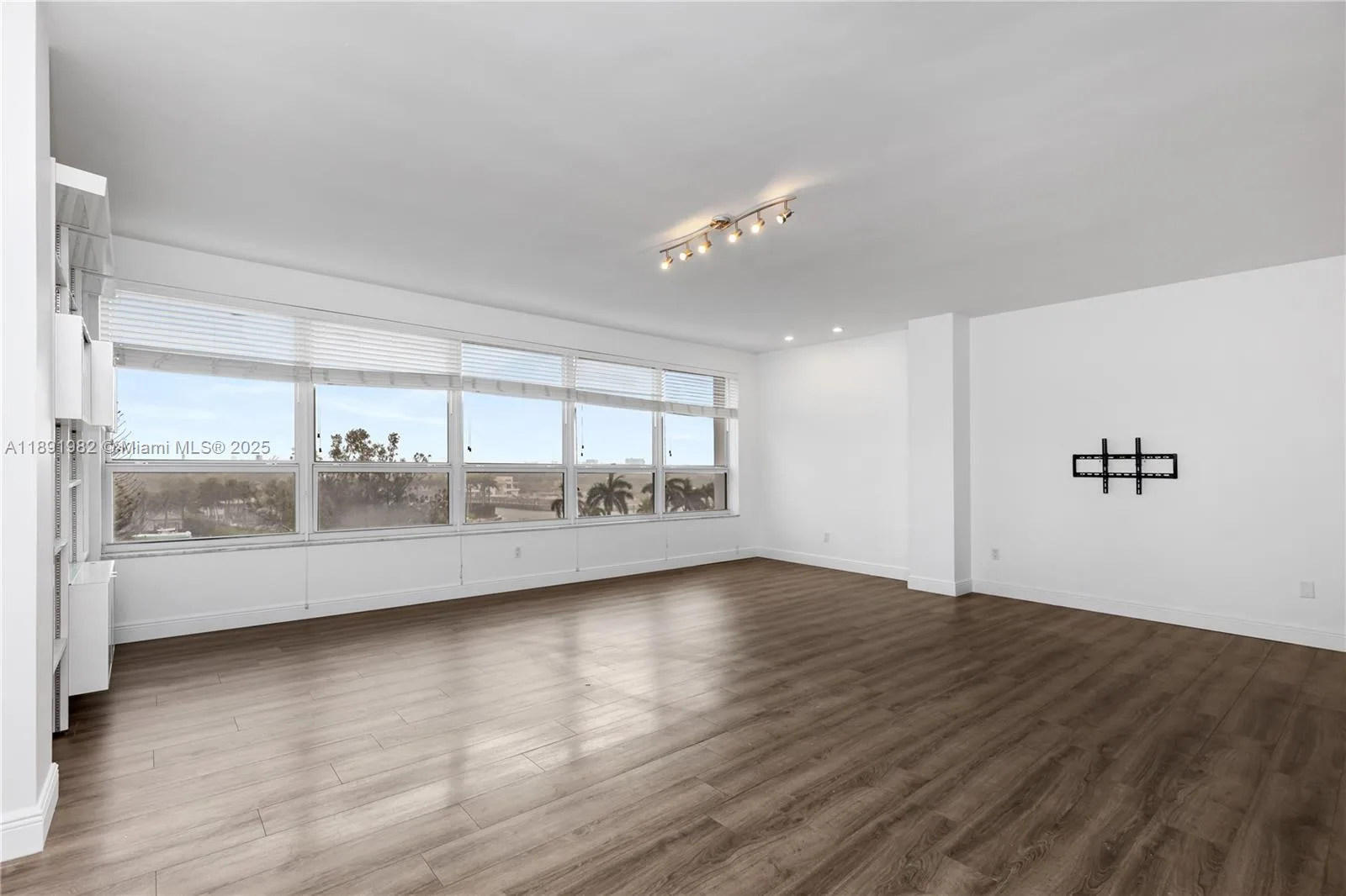 4925 Collins Ave # 6G, Miami Beach, FL 33140 photo 5