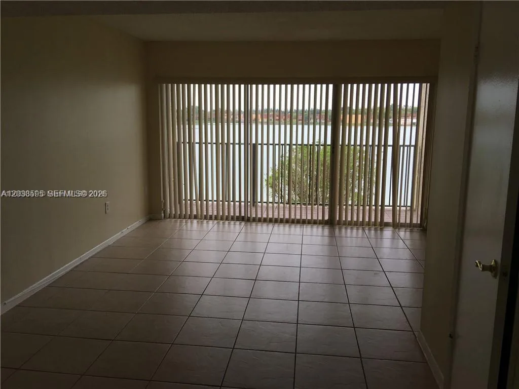 315 NW 109th Ave # 207, Miami, FL 33172 photo 9