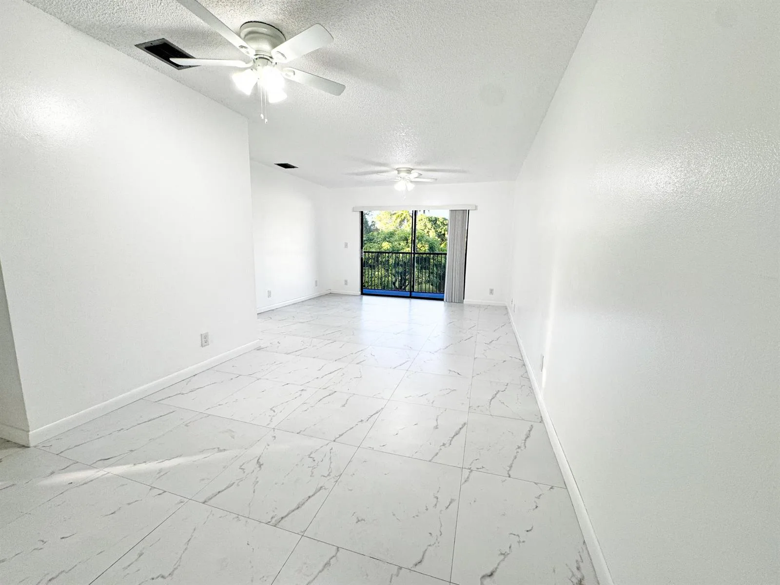 10687 Royal Palm Boulevard, Coral Springs, FL 33065