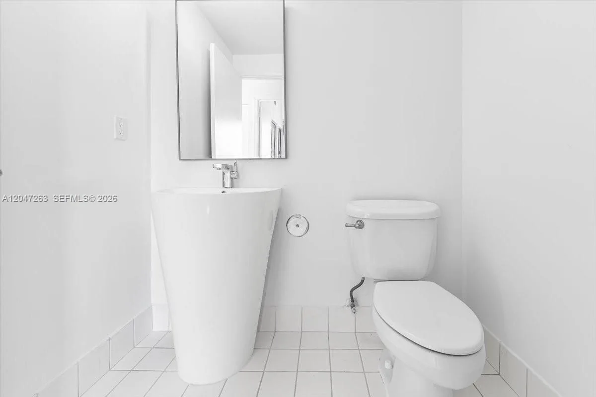 601 NE 36th St # 2203, Miami, FL 33137 photo 13