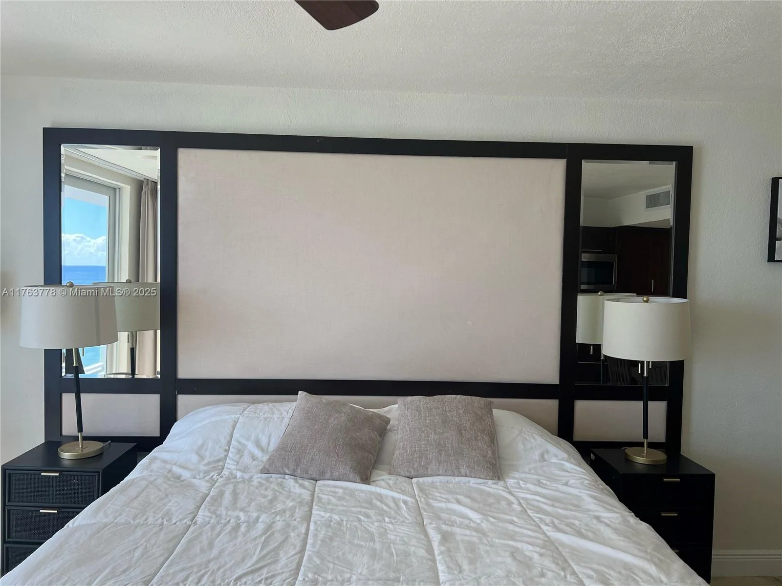 19201 Collins Ave # 805, Sunny Isles Beach, FL 33160 photo 4