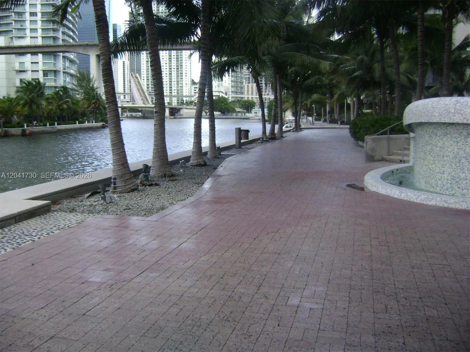 185 SW 7th St # 2104, Miami, FL 33130 photo 9