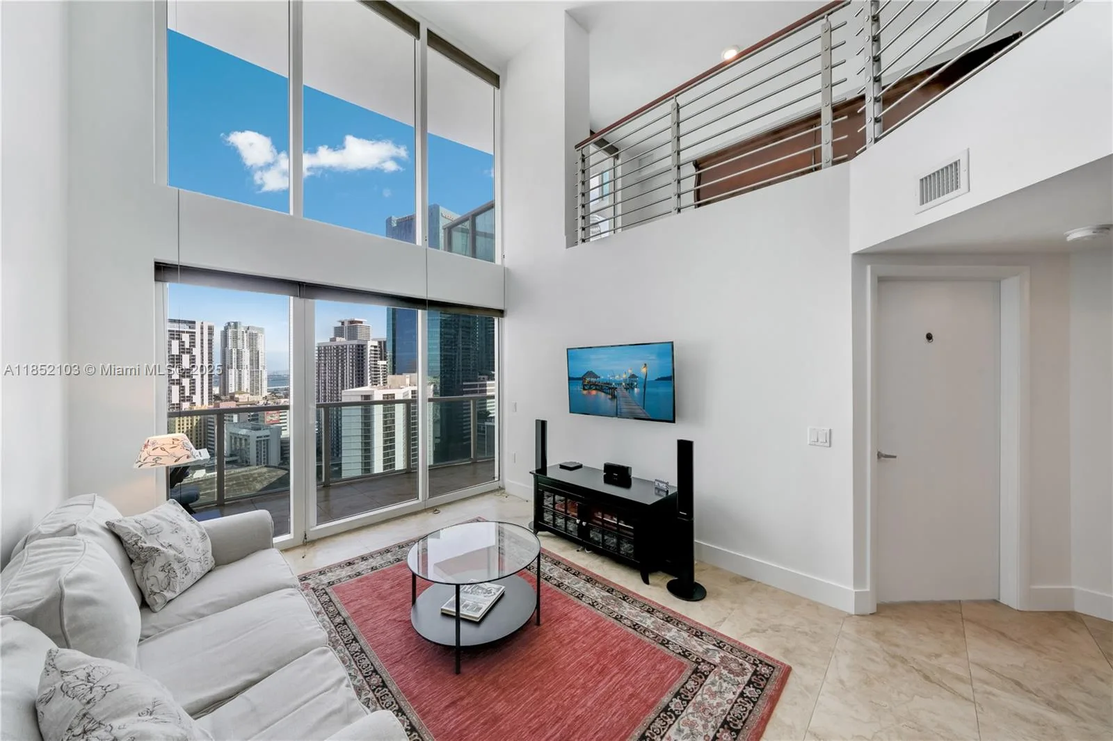 41 SE 5th St # 1607, Miami, FL 33131 photo 10