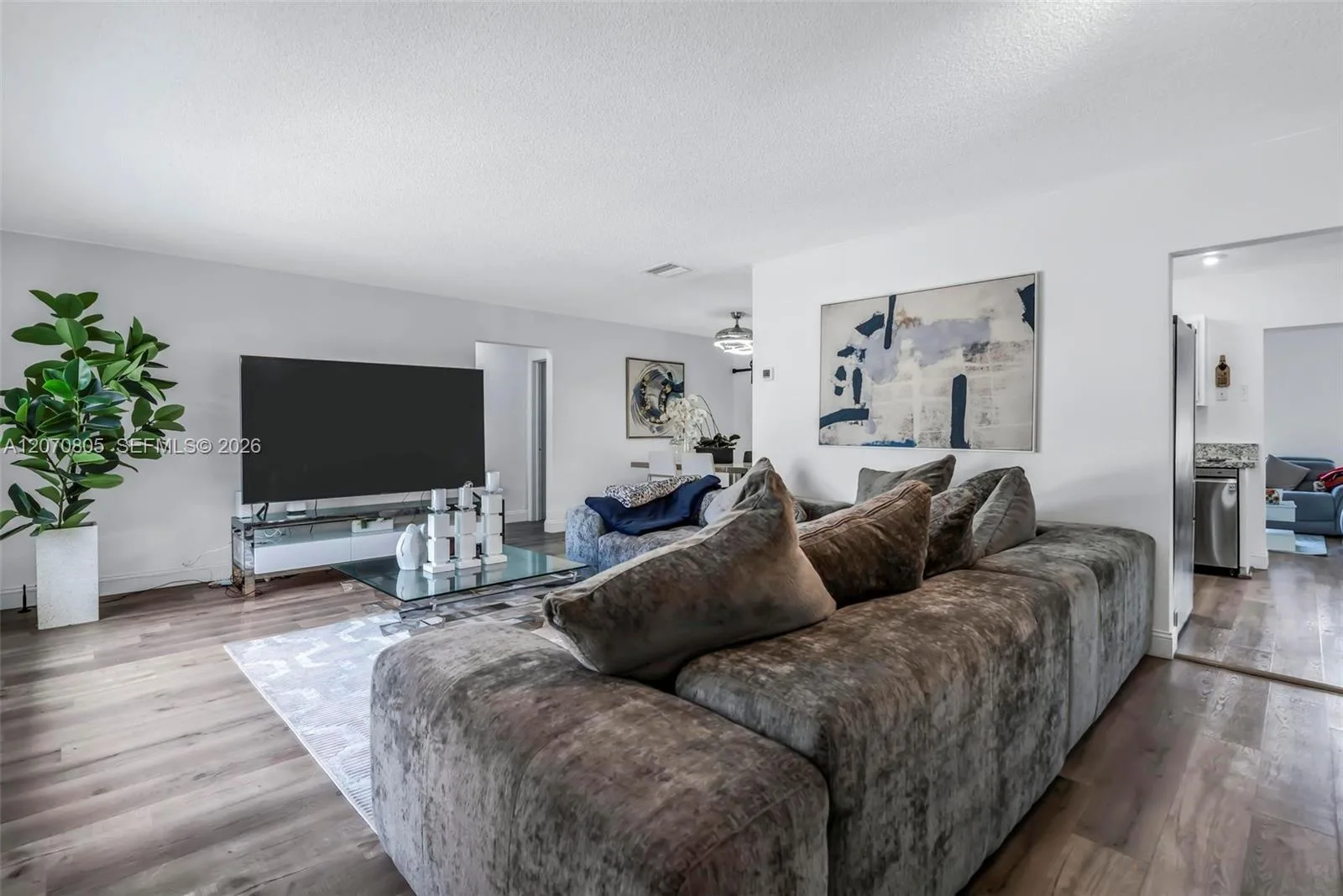 6810 NW 74th Pl, Tamarac, FL 33321 photo 10