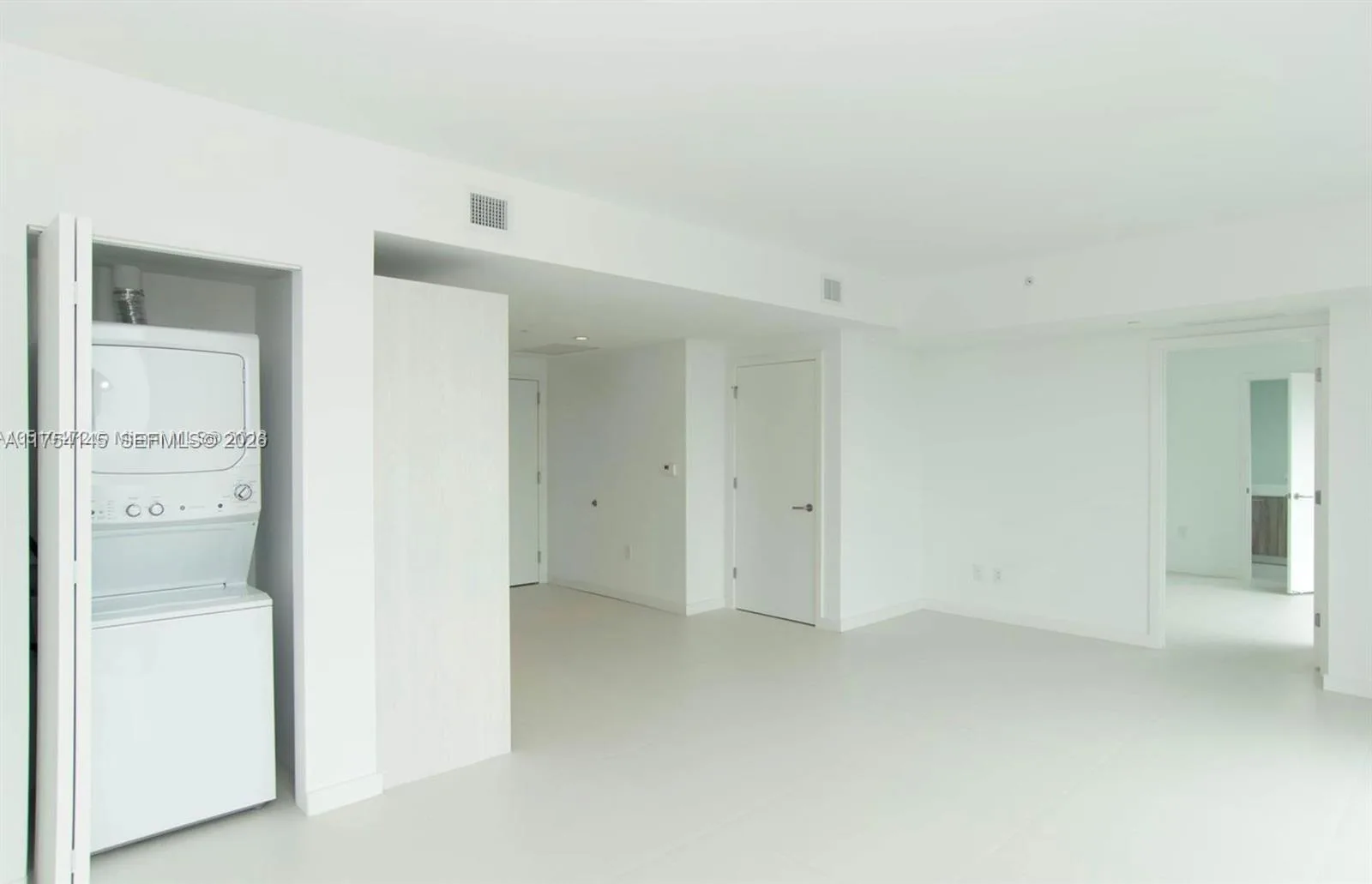 501 NE 31st St # 2009, Miami, FL 33137 photo 7