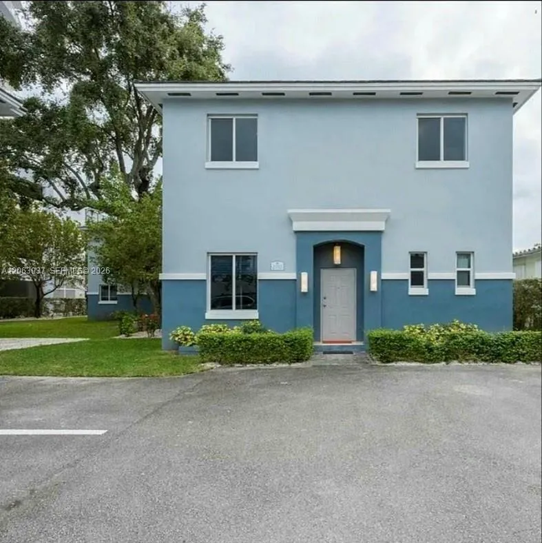 2732 SW 26th St # 2732, Miami, FL 33133 photo 2