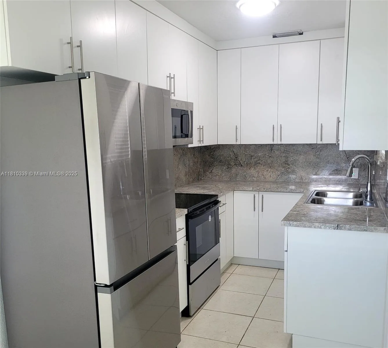 1760 NW 127th St, Miami, FL 33167 photo 5