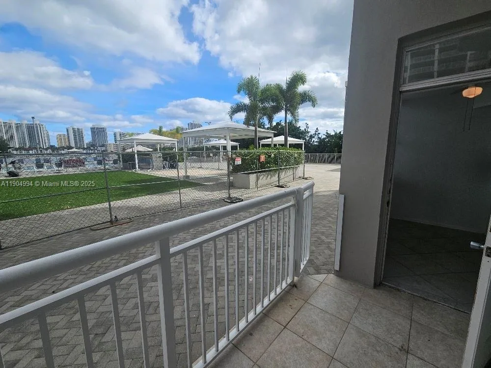 18041 Biscayne Blvd # 204, Aventura, FL 33160 photo 7