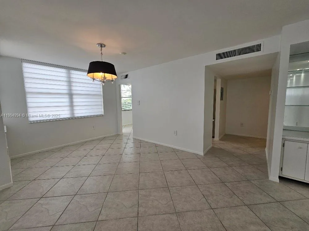 18041 Biscayne Blvd # 204, Aventura, FL 33160 photo 9