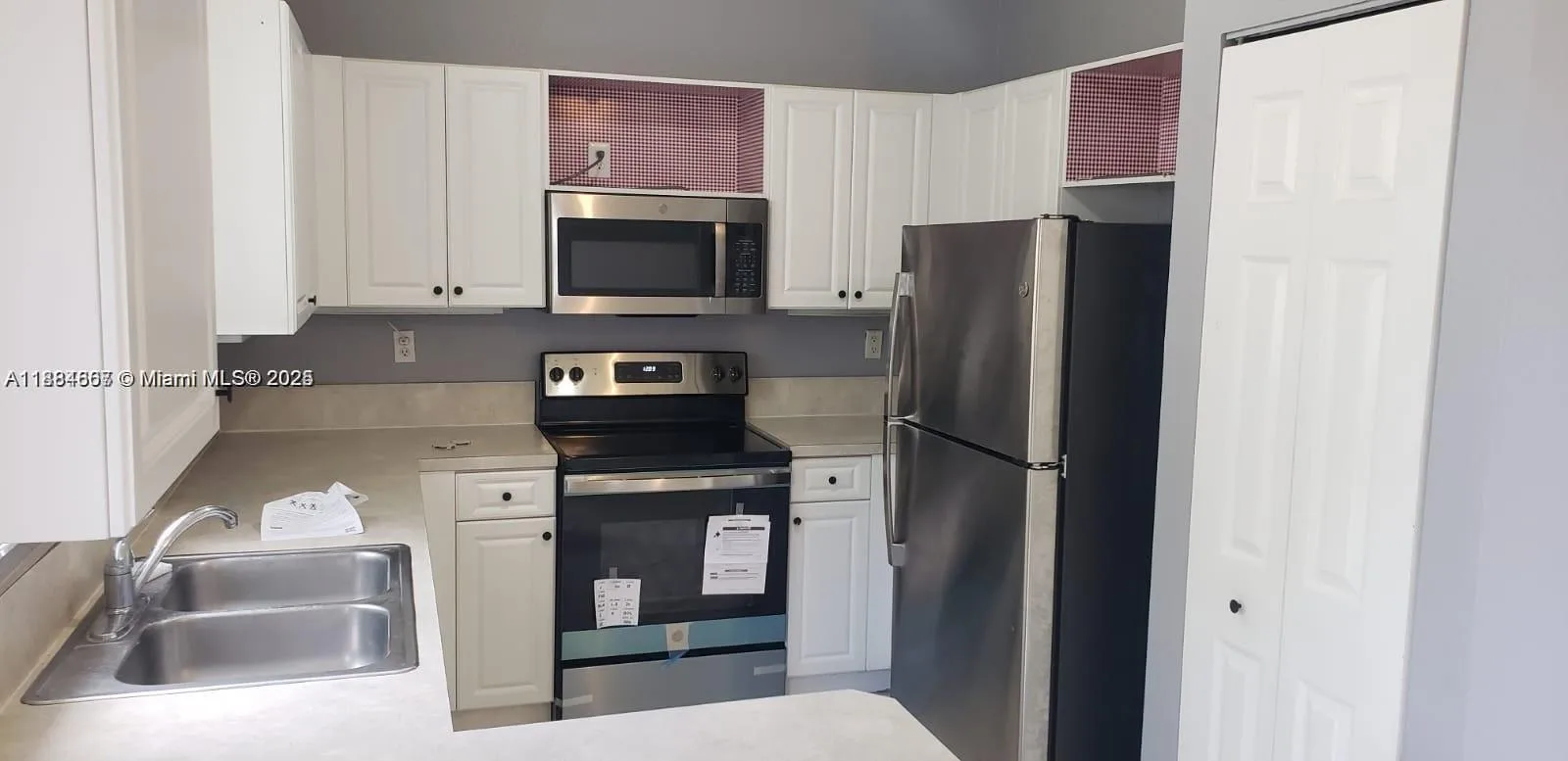 60 SE 6th Rd, Homestead, FL 33030 photo 3