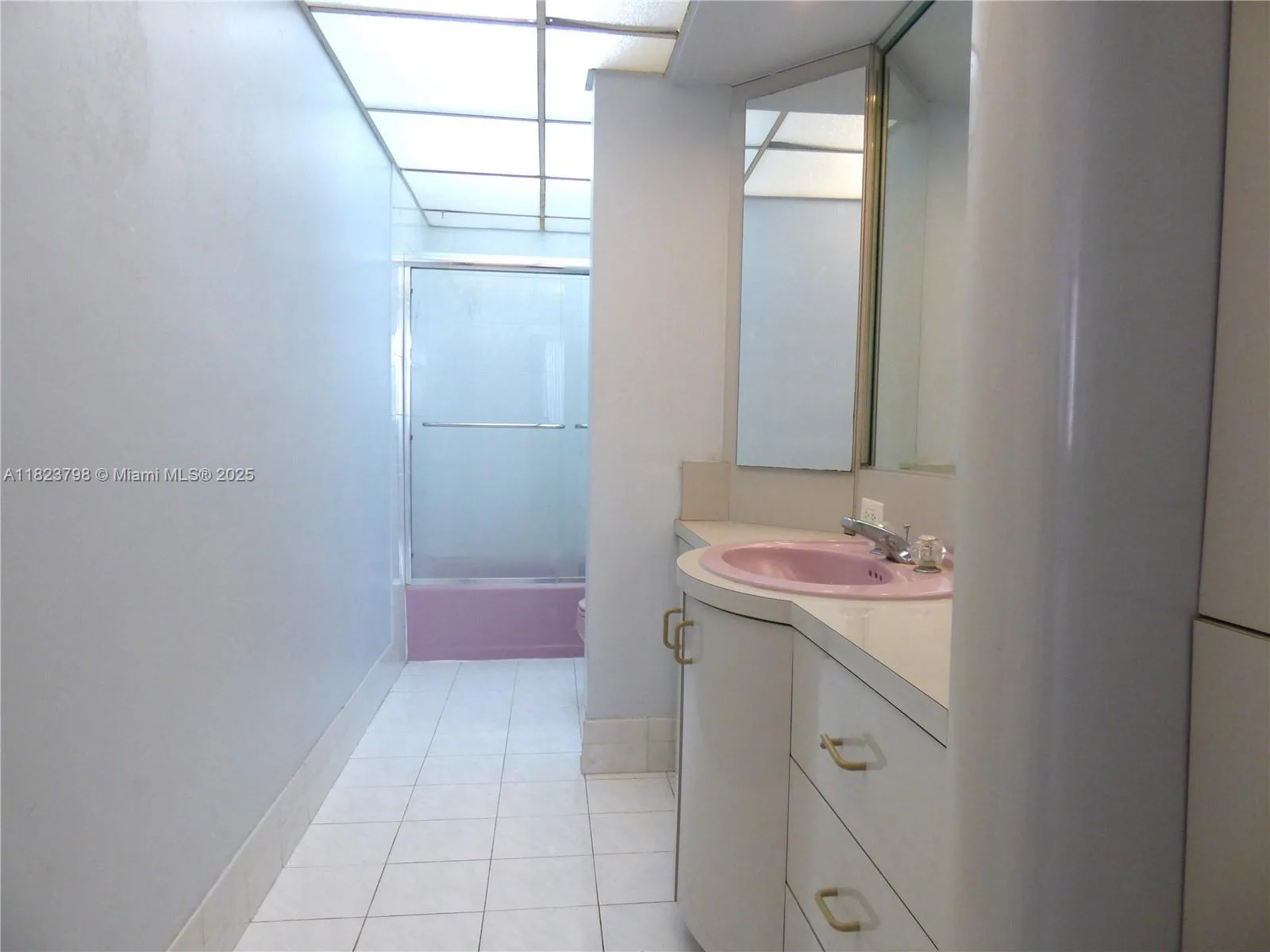 5005 Collins Ave # 202, Miami Beach, FL 33140 photo 11