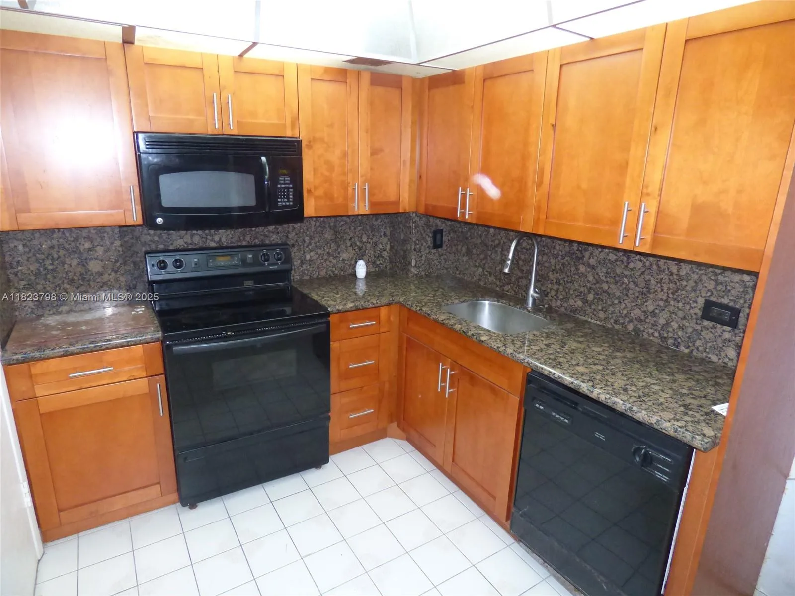 5005 Collins Ave # 202, Miami Beach, FL 33140 photo 9