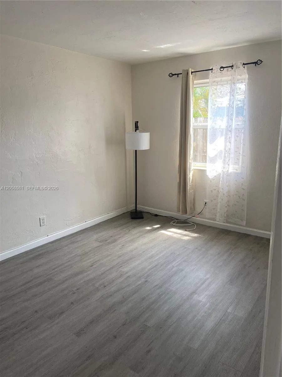 2349 NE 9th, Pompano Beach, FL 33062 photo 4