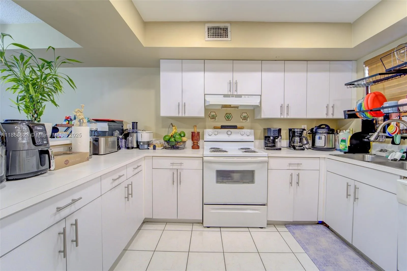 14915 SW 80th St # 205, Miami, FL 33193 photo 5