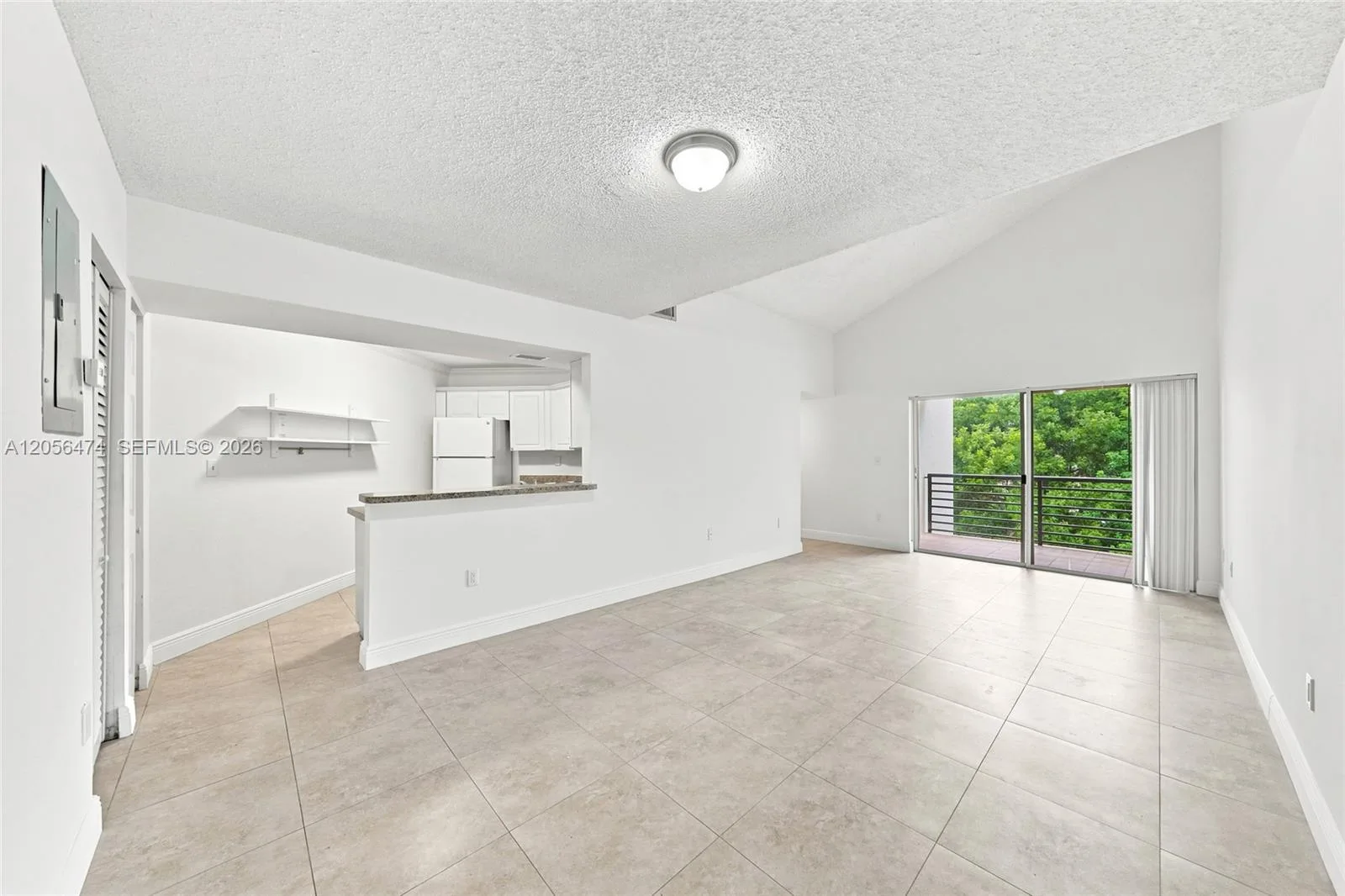 9735 Fontainebleau Blvd # G310, Miami, FL 33172