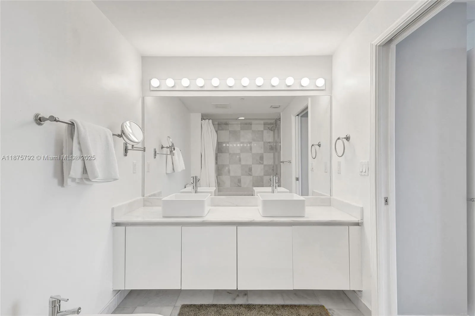 601 NE 36th St # 2703, Miami, FL 33137 photo 13