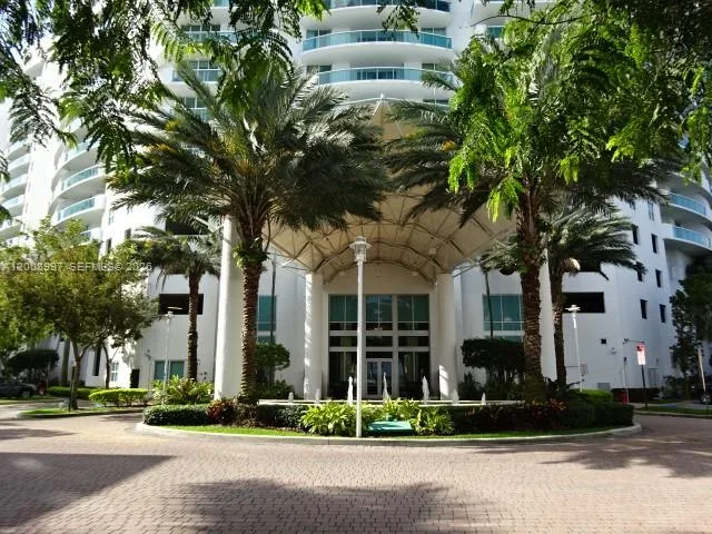7900 Harbor Island Dr # 817, North Bay Village, FL 33141